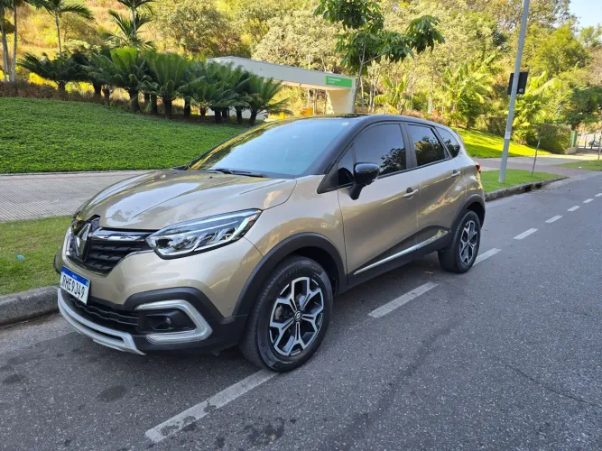 Renault Captur Iconic 1.3 TB 16V Flex 5P AUT 2022
