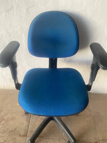 Cadeira giratória para escritório