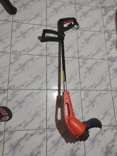 Aparador de Grama Elétrico