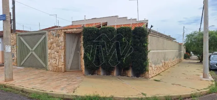 Venda de Casas / Padrão na cidade de Araraquara
