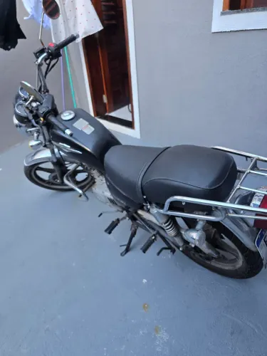 Moto Custom - Intruder 125 ano 2013