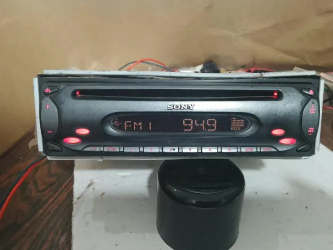 Sony rádio cd cd s2007x funciona tudo