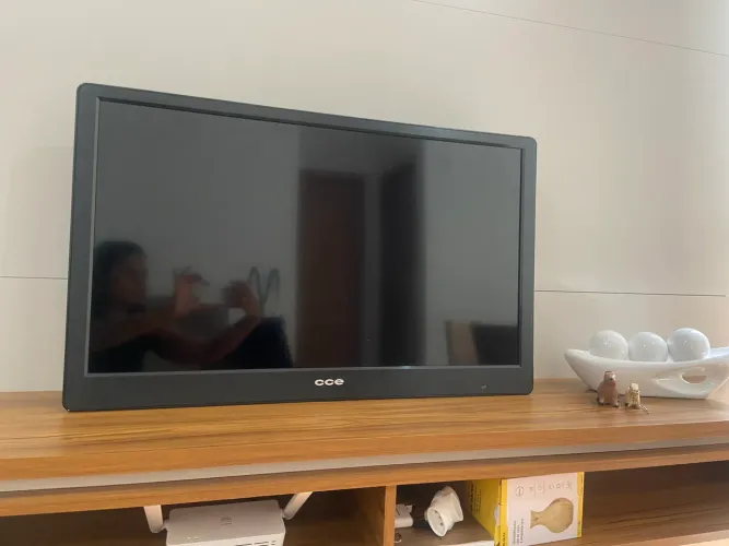 TV LED CCE 32? Funcionando Perfeitamente