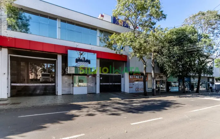 EXCELENTE KITINET MOBILIADA PARA MORAR NA ZONA 08.