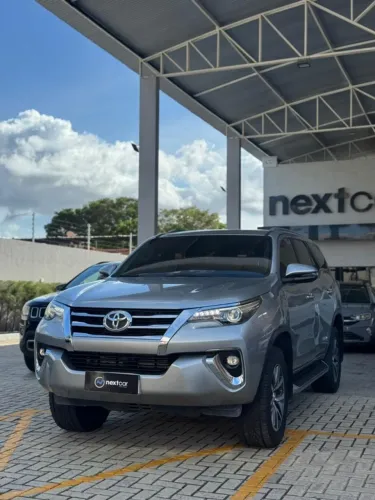 Toyota Hilux SW4 SRX 4X4 2.8 TDI 16V Dies. Aut. 2019