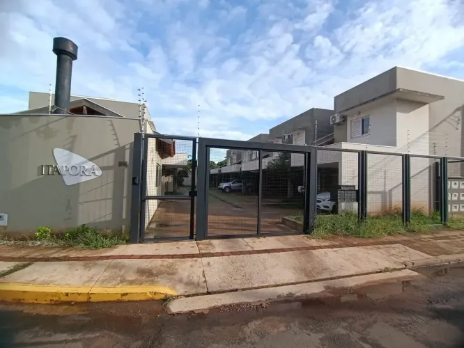 SOBRADO PRÓXIMO AO PQ. DOS PODERES
