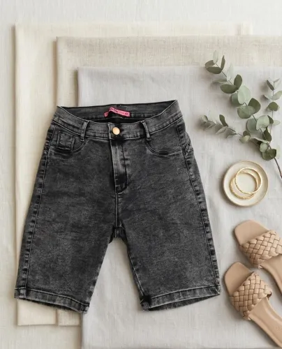 Bermuda jeans