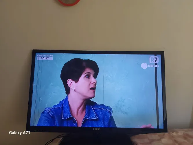TV SEMP TOSHIBA 43