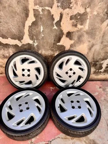 Rodas Kadett Gsi Aro 17