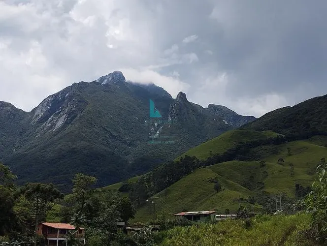 TERRENO COM AMPLA VISTA DO PICO DOS MARINS EM PIQUETE-SP
