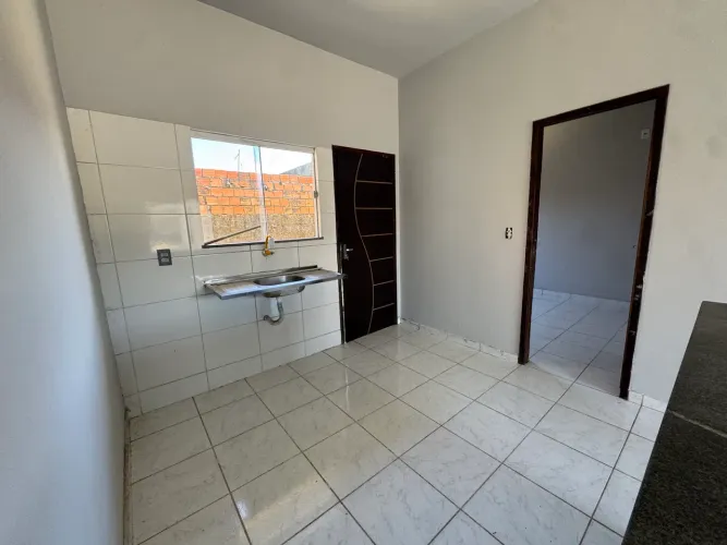 Casa 2/4 no Tauá