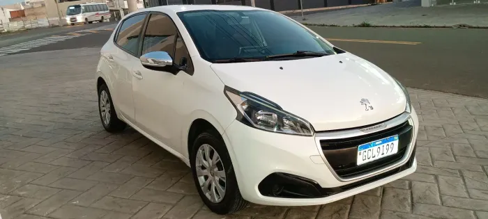 Peugeot 208 Active 1.2 Flex 12V 5P Mec. 2018