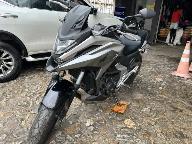 Honda NC750X ano 2024/2025