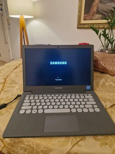 Notebook Samsung Flash 