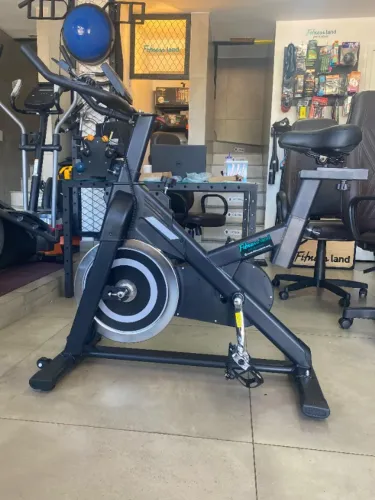 M- SPINNING. BICICLETA ERGOMÉTRICA. PARCELAMENTO EM 12X. PREÇO DE OPORTUNIDADE!