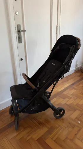 Carrinho de bebê - Maxi Cosi - Modelo Eva