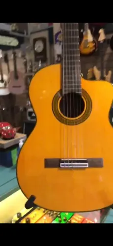 Violão Takamine GC5 CE Nylon Cutway Natural c/ Bag<br><br>