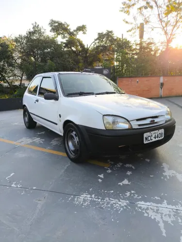 Ford Fiesta GL 1.0 3P 2001