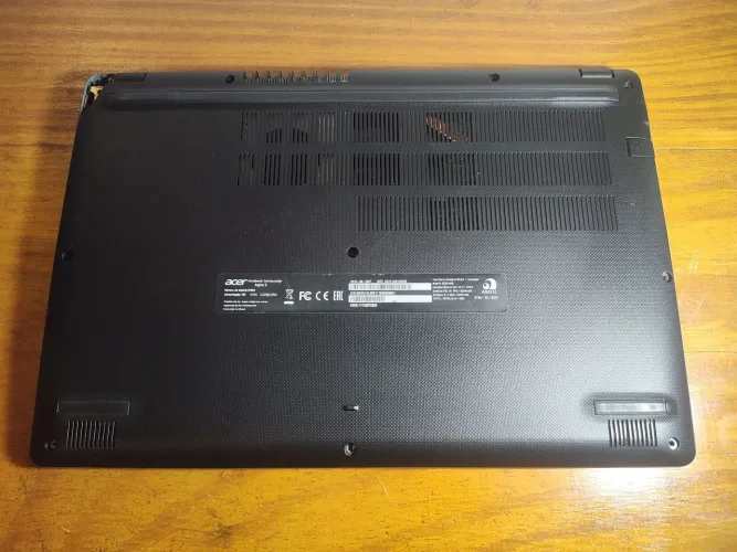 Notebook Acer | Core i3 10ª Geração | 8GB DDR4 | 240GB SSD | Bateria Ótima