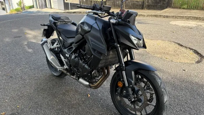Honda CB 750 Hornet 2026 - Estado de Zero KM