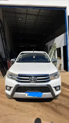 Toyota Hilux CD SRX 4X4 2.8 TDI 16V Diesel Aut. 2018