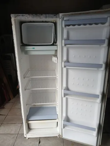 Geladeira consul 240L 
