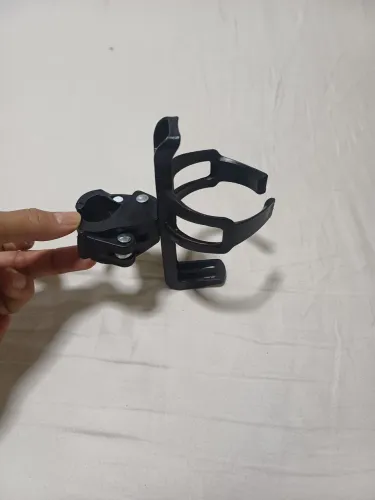 Suporte de garrafa de água para bicicleta.
