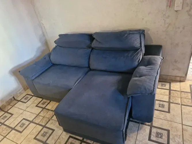 Sofá retrátil dois lugares