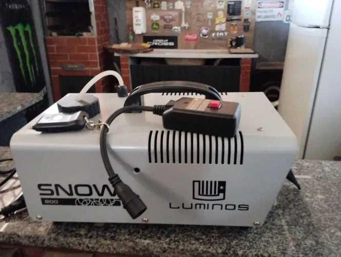 Máquina de fazer fumaça 