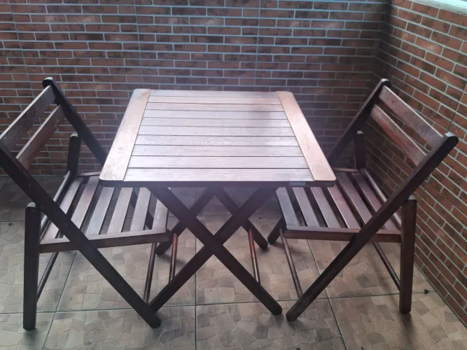 Mesa e cadeiras dobráveis Tramontina