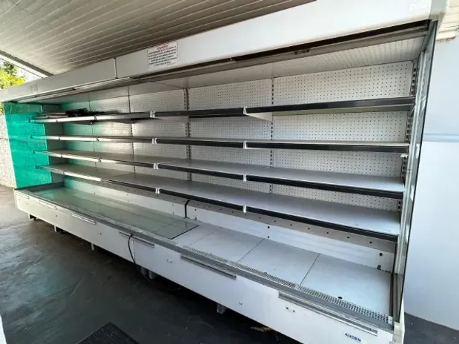 MERCADO BALCÃO REFRIGER. LATCÍNIO/ HORTIFRUTTI 5MT