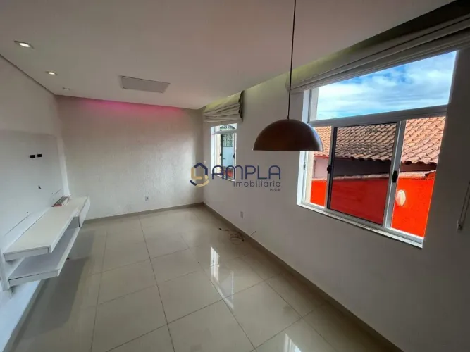 Casa Geminada 3 Quartos à Venda no Bairro Havaí Ampla, Funcional e com Excelente Localiza