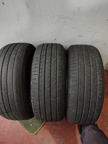 Três pneus Pirelli meia vida