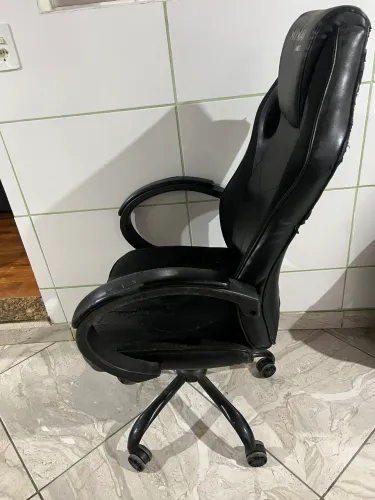 VENDO CADEIRA GAMER