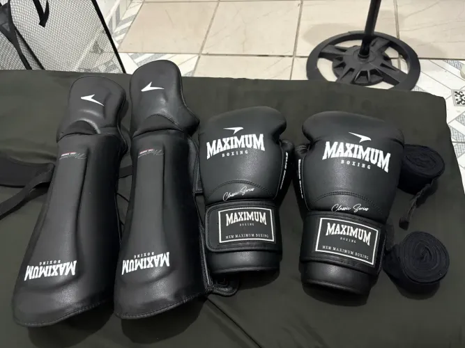 Kit Maximum Muay Thai