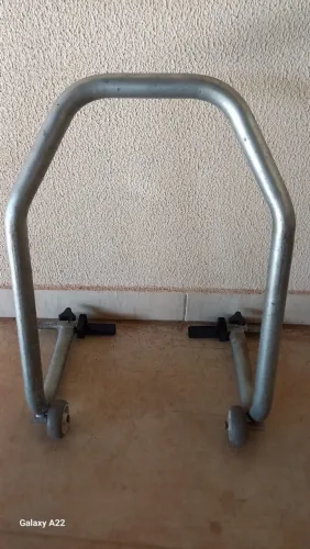 Cavalete para moto - traseiro