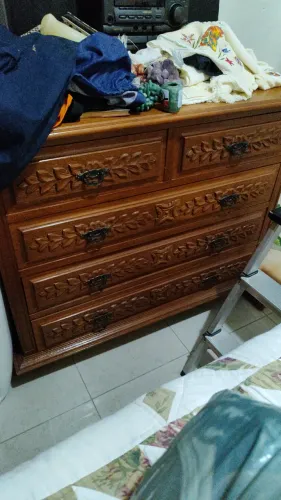 Cômoda Madeira Antiga Entalhada