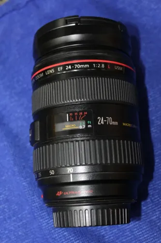 Objetiva Canon 24-70