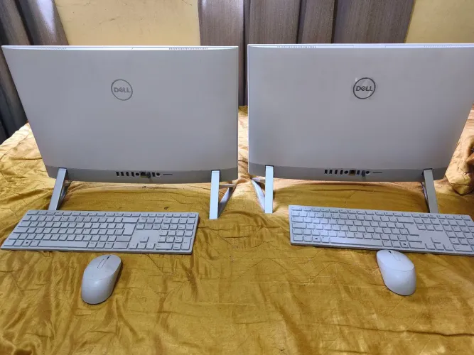 Dois Computadores Dell