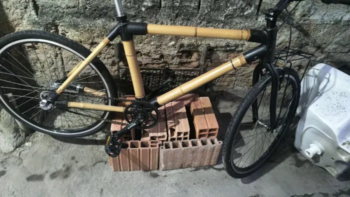 Bicicleta Aro 26 com Quadro de Bambu
