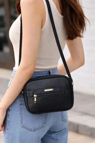 Bolsa Transversal Feminina Preta Alça Regulável Zíper