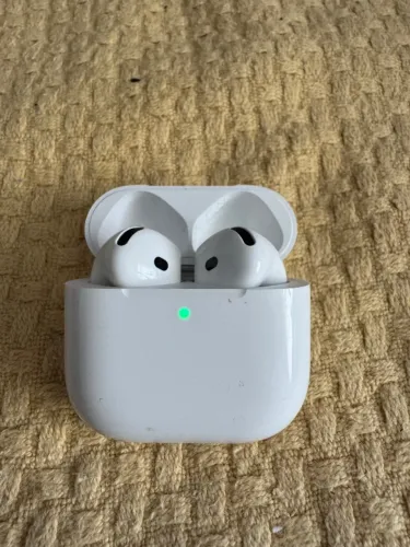 AirPods 4 A3058 USB-C