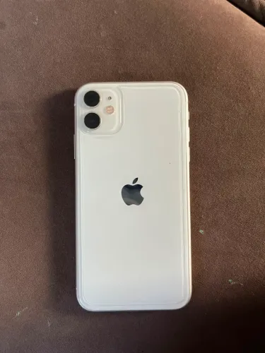iPhone 11 - 64 GB