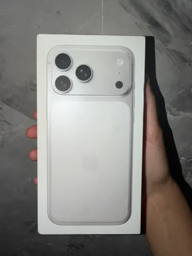 iPhone 17 pro max - 1 MÊS DE USO