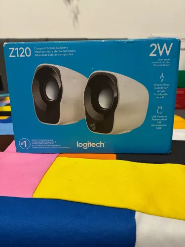 Caixa de som Logitech Z120