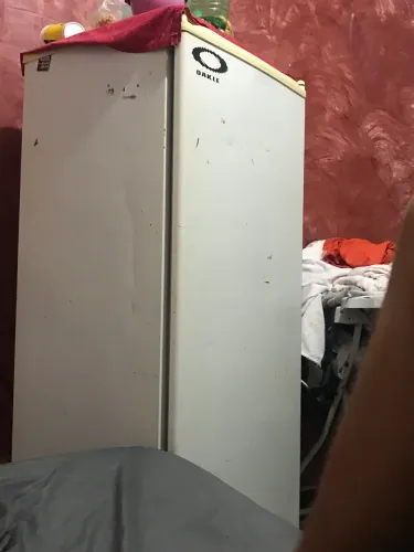 Vendo geladeira usa 100% boa comprei outra tou querendo me desapegar 