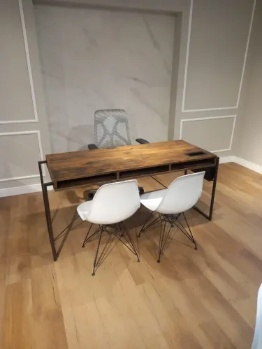 Cadeira Eames Eiffel