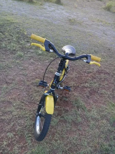 Bicicleta Batman aro 16 raiado muito forte