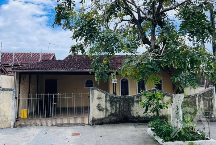 Casa com 3 dormitórios à venda, 110 m² por R$ 495.000,00 - Poiares - Caraguatatuba/SP