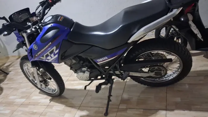 Crosser  z 2022!!!   Km. 49000)